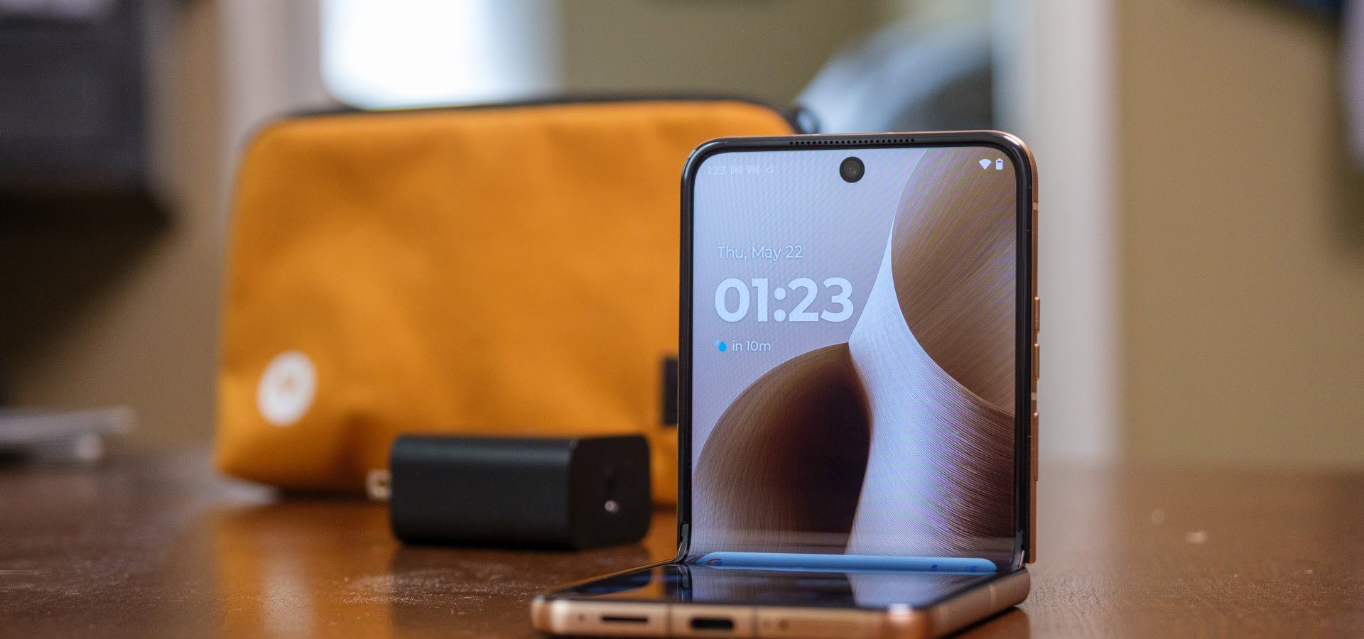 Motorola annuncia la data di lancio della nuova famiglia Razr