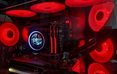 NZXT H9 Flow RGB+, Kraken Elite 420 e F140X: abbiamo provato il tris d'assi di NZXT