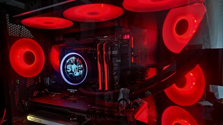 NZXT H9 Flow RGB+, Kraken Elite 420 e F140X: abbiamo provato il tris d'assi di NZXT