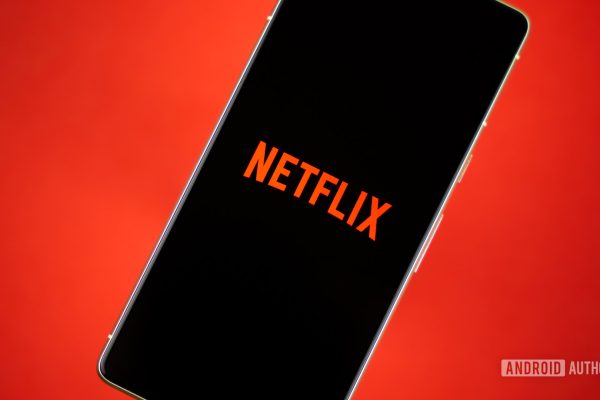 Netflix sta rinnovando la sua app mobile con un innovativo feed video verticale!
