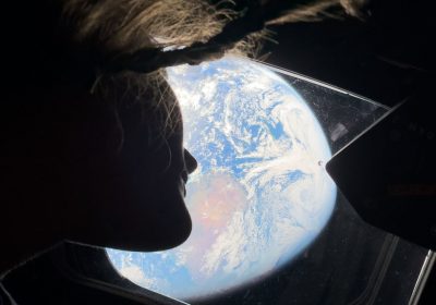 Nuove fotografie dagli astronauti di Artemis II: questa volta impiegati iPhone 17 Pro Max e Nikon Z 9