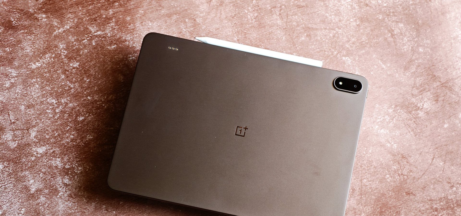 OnePlus Pad 4: Batteria Potente e Prezzo Competitivo per Sfida a Galaxy Tab S11 Ultra e iPad Pro
