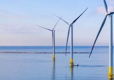 Pale eoliche ultra-durature: il materiale che garantisce 500 anni di energia a costo quasi zero!