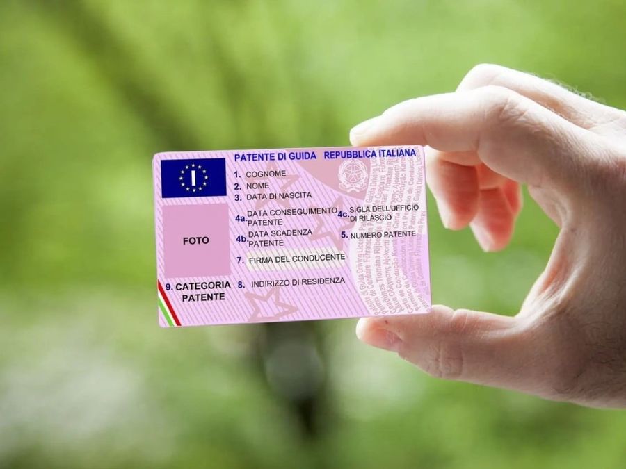 Patente di guida: solo il 60% supera l’esame teorico, il Sud batte il Nord nel successo!