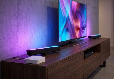 Imperdibile Offerta su Amazon: Kit Philips Hue Play + Bridge, Risparmia e Illumina la Tua Casa!
