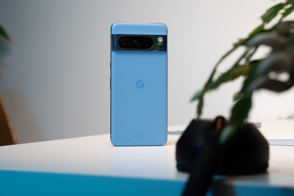 Un intervento di saldatura ha risolto i problemi Wi-Fi del Pixel 8