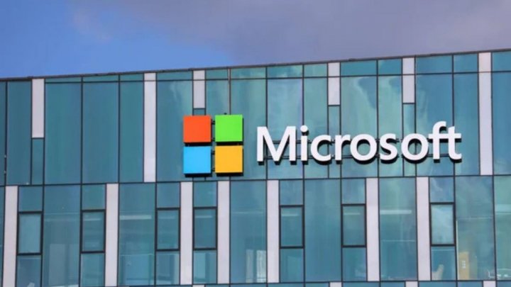 Regno Unito avvia indagine su Microsoft: focus su licenze cloud e software enterprise