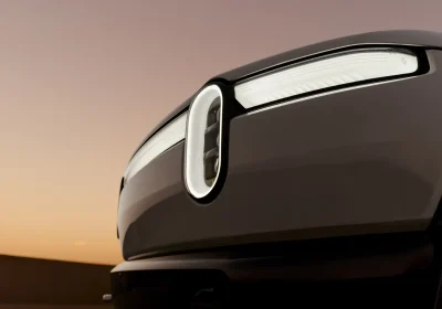 Rivian riduce il prestito DOE a 4,5 miliardi per la fabbrica in Georgia