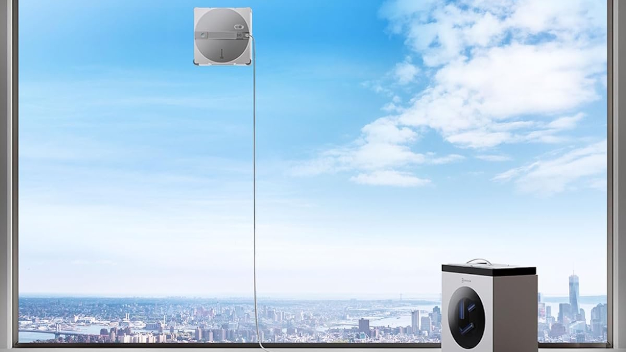 Robot lavavetri in offerta su Amazon: ECOVACS WINBOT W3 OMNI, 16 ugelli e niente stracci da sciacquare