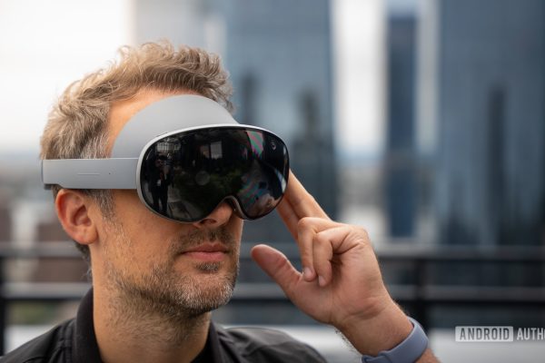 Google si impegna a risolvere il problema di perdita di memoria del Samsung Galaxy XR
