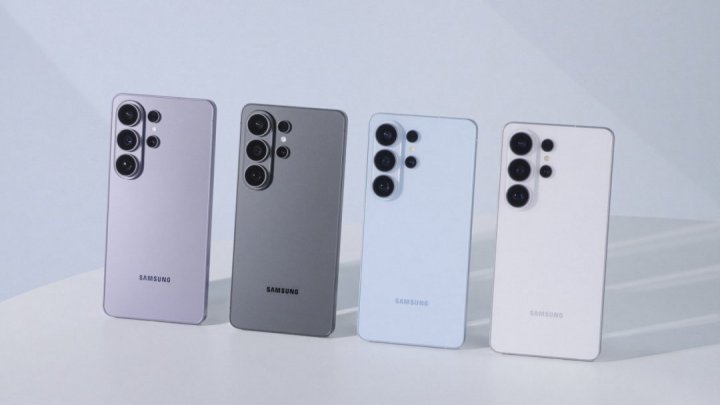 Samsung cambia i piani: aumenta la produzione di Galaxy S26 e S26 Ultra