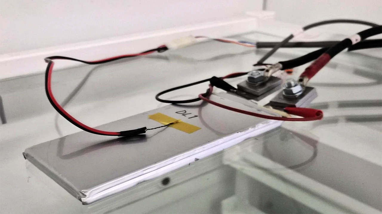 Scandalo sulle Batterie Miracolose di Donut Lab: L’Indagine che Rovescia la Realtà