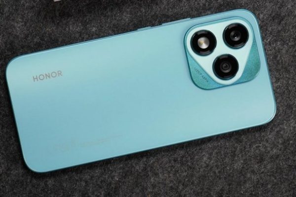 Scopri il Nuovo Smartphone HONOR: Batteria Strabiliante per un’Autonomia Senza Precedenti!