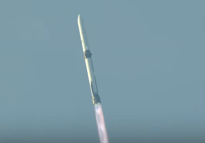 Blue Origin Riuscita nel Primo Lancio di Ritorno con il Razzo New Glenn