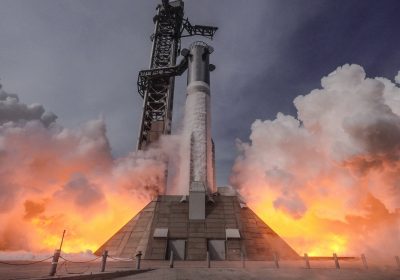 Starship: SpaceX ha completato lo static fire di Super Heavy Booster 19