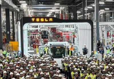 Tesla Semi: Inizia la Produzione del Camion Elettrico di Musk