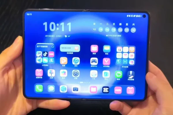 Il nuovo smartphone pieghevole Huawei anticipa l’iPhone Ultra