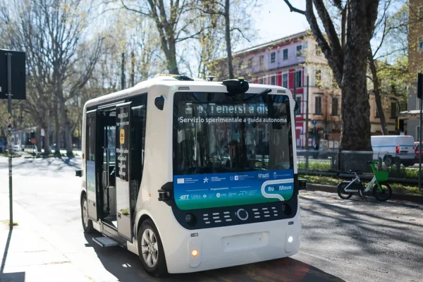 Com’è andato il test della navetta a guida autonoma che ha traportato mille passeggeri per altrettanti chilometri per le strade di Torino