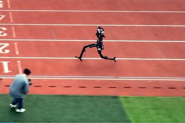 Unitree H1: il robot umanoide vicino al record mondiale dei 100 metri