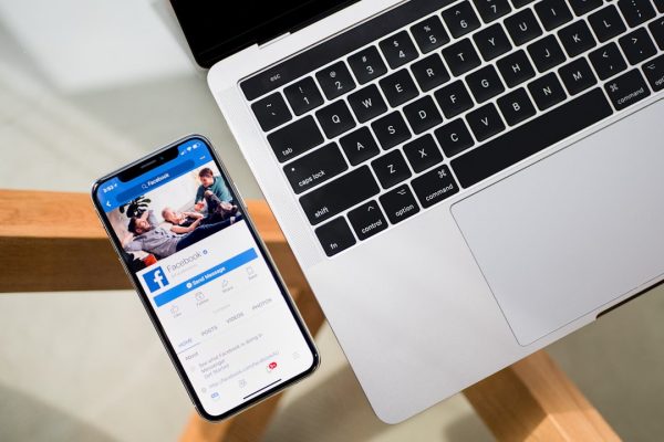 Aggiungere un amministratore alla pagina Facebook