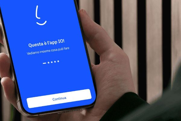 Verifica dell’età nell’app IO: conferma dell’implementazione entro l’estate