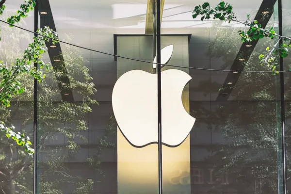 Apple si oppone alle nuove norme sul reporting dell’energia pulita