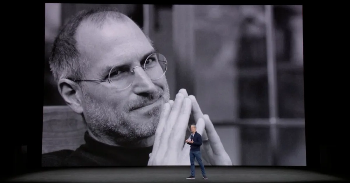 Il Passaggio di Testimone: Quando Steve Jobs Affidò la Leadership di Apple a Tim Cook