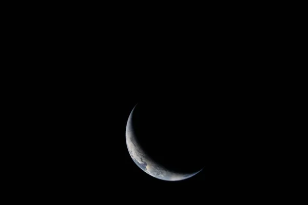 Le foto di Artemis II rivelano davvero il preoccupante stato di salute della Terra?