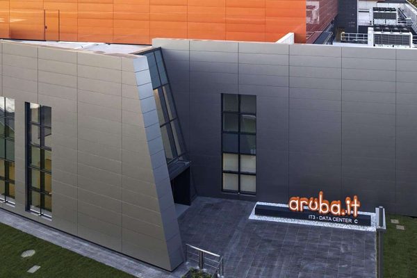 Inferenza AI Privata in Europa: Il Futuro dei Data Center Aruba con Xference