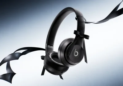 Beats lancia le esclusive cuffie Onyx Black Solo 4 in collaborazione con JENNIE