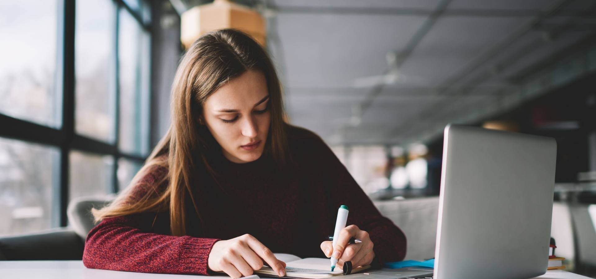 Competenze Digitali in Italia: Perché La Crescita Non È Sufficiente