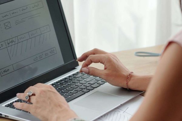 Creare un sito con Hostinger AI in pochi minuti