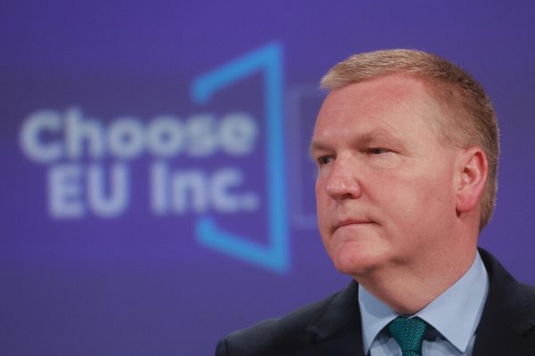 McGrath vede i vertici di OpenAI e Netflix, focus su IA e semplificazione – Notizie