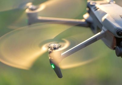 Droni: Test Avanzati di Thales e Viasat per una Connettività Sicura