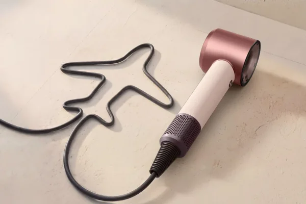 Dyson presenta il nuovo phon Supersonic in formato da viaggio!