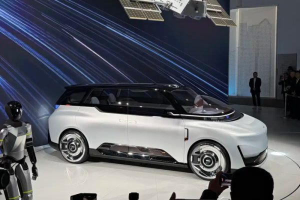 Geely Eva Cab: il robotaxi che supera la rapidità decisionale umana di tre volte
