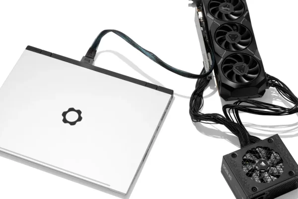 Hack dell’OCuLink: Trasforma il Tuo Laptop in un Desktop Potente con le eGPUs!