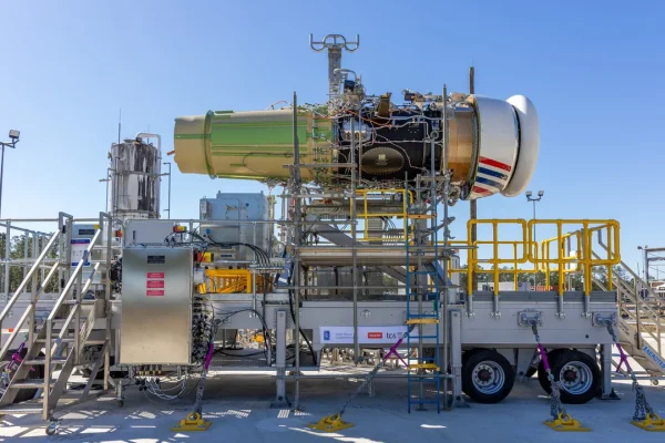 EasyJet e Rolls-Royce: Il Primo Test sul Motore a Idrogeno per Aerei