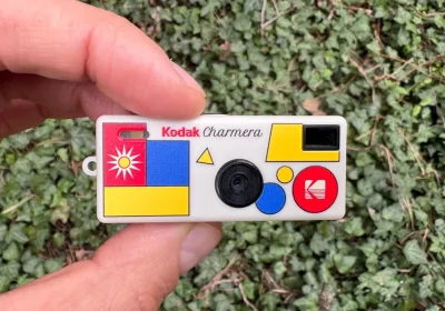 Kodak Charmera, la recensione: la minuscola fotocamera vintage da portachiavi che piace alla Gen Z