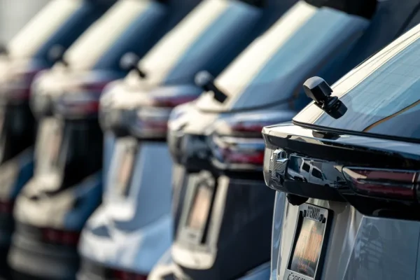 L’Aumento delle Auto Elettriche Usate Potrebbe Far Calare i Prezzi