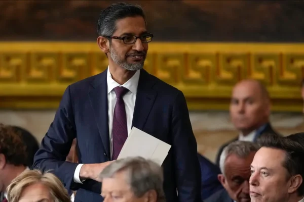I dipendenti di Google chiedono a Sundar Pichai di rifiutare l’uso dell’AI militare classificata
