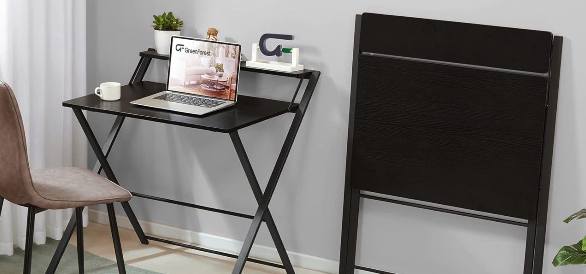 Scrivanie Mobili Salvaspazio: Le Soluzioni Ideali per Smart Working e Case Vacanza