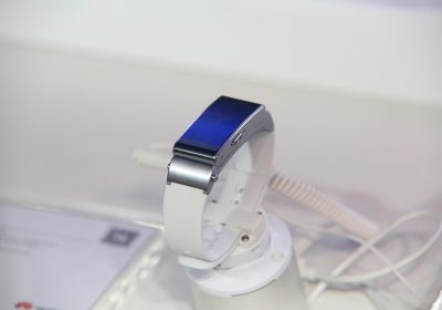 Huawei svela il nuovo pieghevole che anticipa lo stile dell’iPhone Fold!