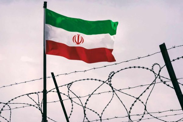 Blackout Web in Iran: La Strategia Selettiva di Internet Pro
