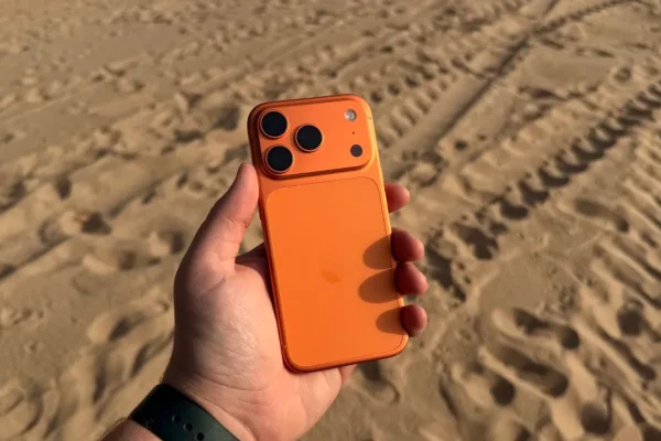 Apple Abbandonerà il Colore Cosmic Orange dell’iPhone nel 2023?