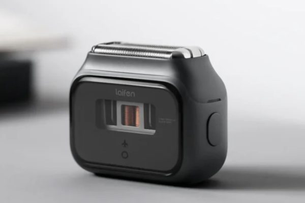Recensione Rasoio Elettrico Laifen P3 Pro: Design Elegante e Comfort Superiore con Tripla Lamina