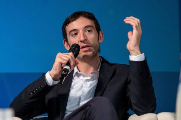 Iliad Avanza: Riequilibrio delle Frequenze Tlc tra gli Operatori