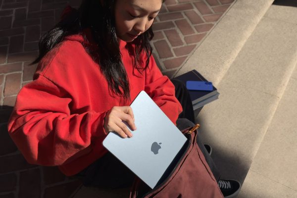 Guida alla Scelta dei Migliori Accessori Leggeri per MacBook Air