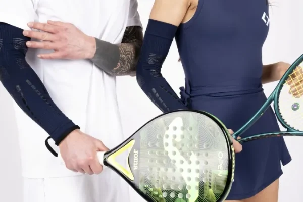 Padel: I Top Accessori e il Manicotto che Riduce le Vibrazioni del 30%
