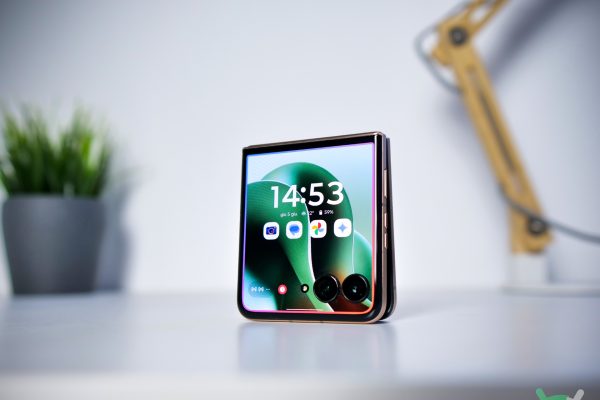 Prezzi trapelati dei nuovi Motorola Razr 70